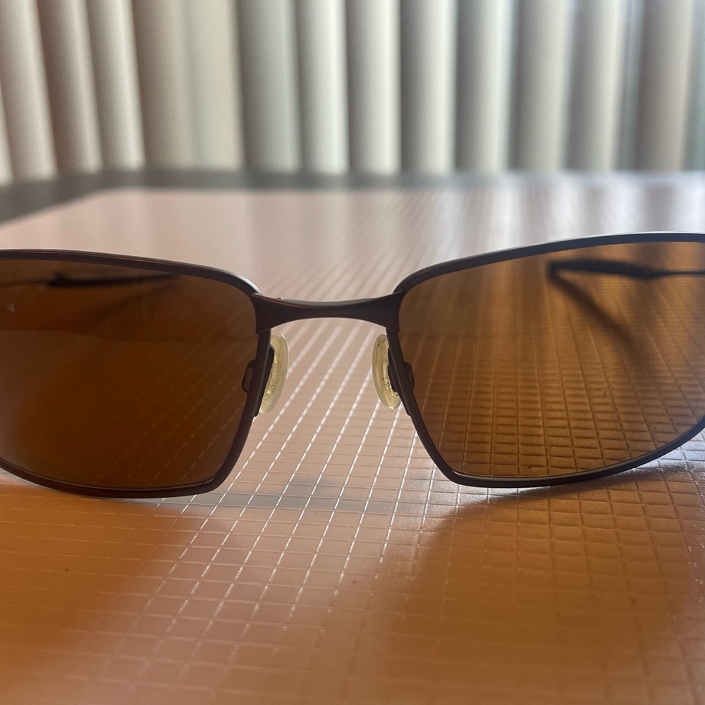 Oakley Wire Frame (Bronze color)
